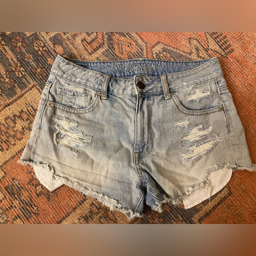 AE JEAN SHORTS